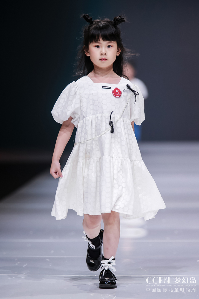 CCFW | Made Moiselle 2022S/Sӱ䡱ŮͯƷ