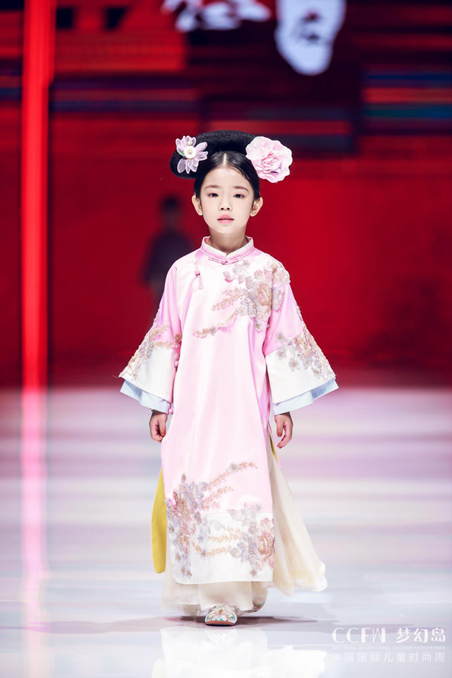 CCFW | Li&Li롤˭Ľ