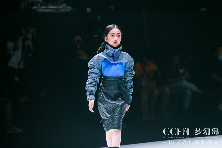 CCFW | FAN'S 2021 FASHION SHOWйʶͯʱ